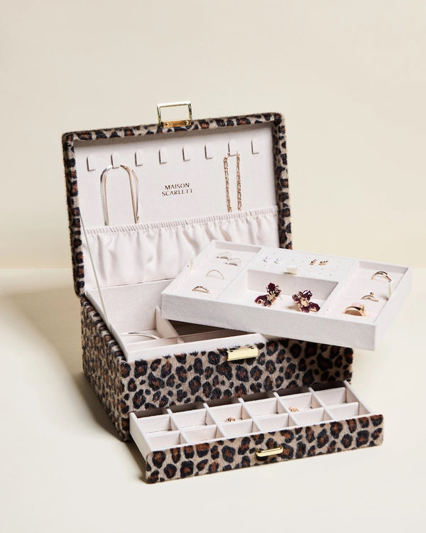 Boîte à bijoux Denise léopard avec plateau amovible, chaque bijou trouve son petit coin chic – LesDnicheuses