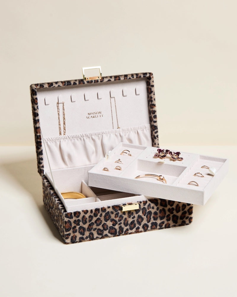Boîte à bijoux Louise en velours léopard, vos bijoux ont trouvé leur repaire chic – LesDnicheuses