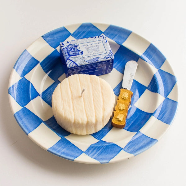 "Bougie camembert trompe-l'œil, finition artisanale réaliste, idée cadeau originale - LesDnicheuses"