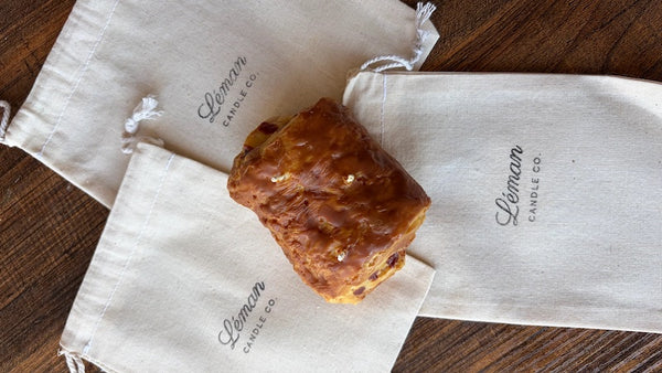 "Bougie décorative pain au chocolat, idée cadeau gourmand et original - LesDnicheuses"