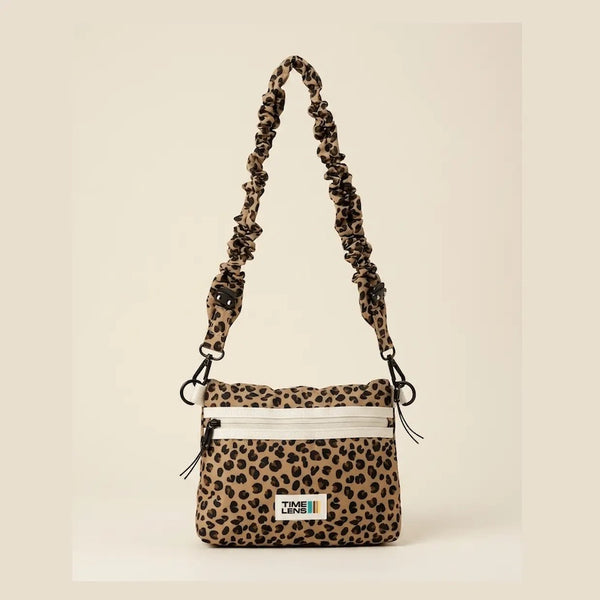 Sacoche Leopard TimeLens pour appareil photo vintage – LesDnicheuses